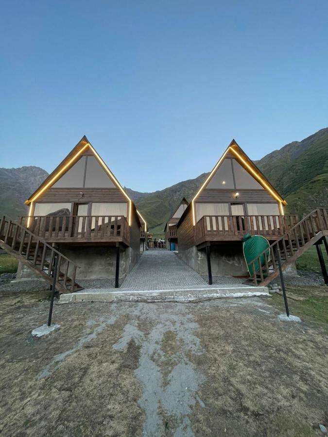 Kazbegi 4 Side Cottages Luaran gambar